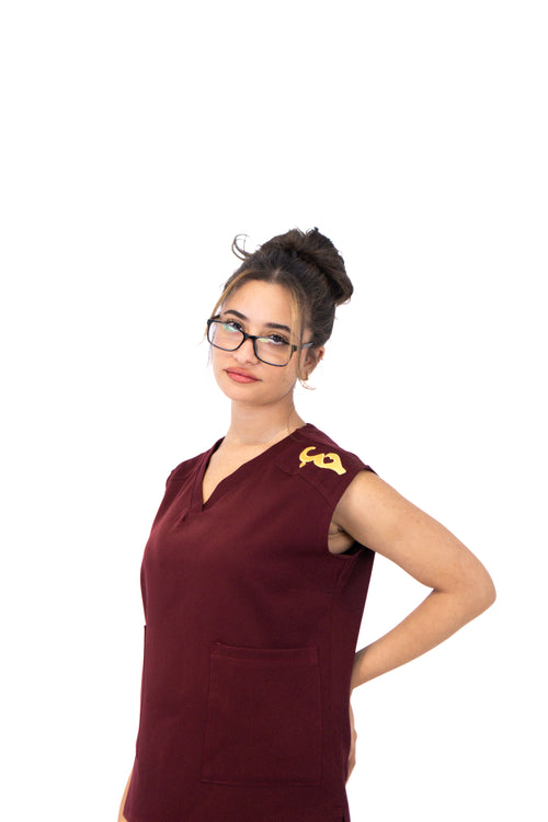 حب burgundy scrub