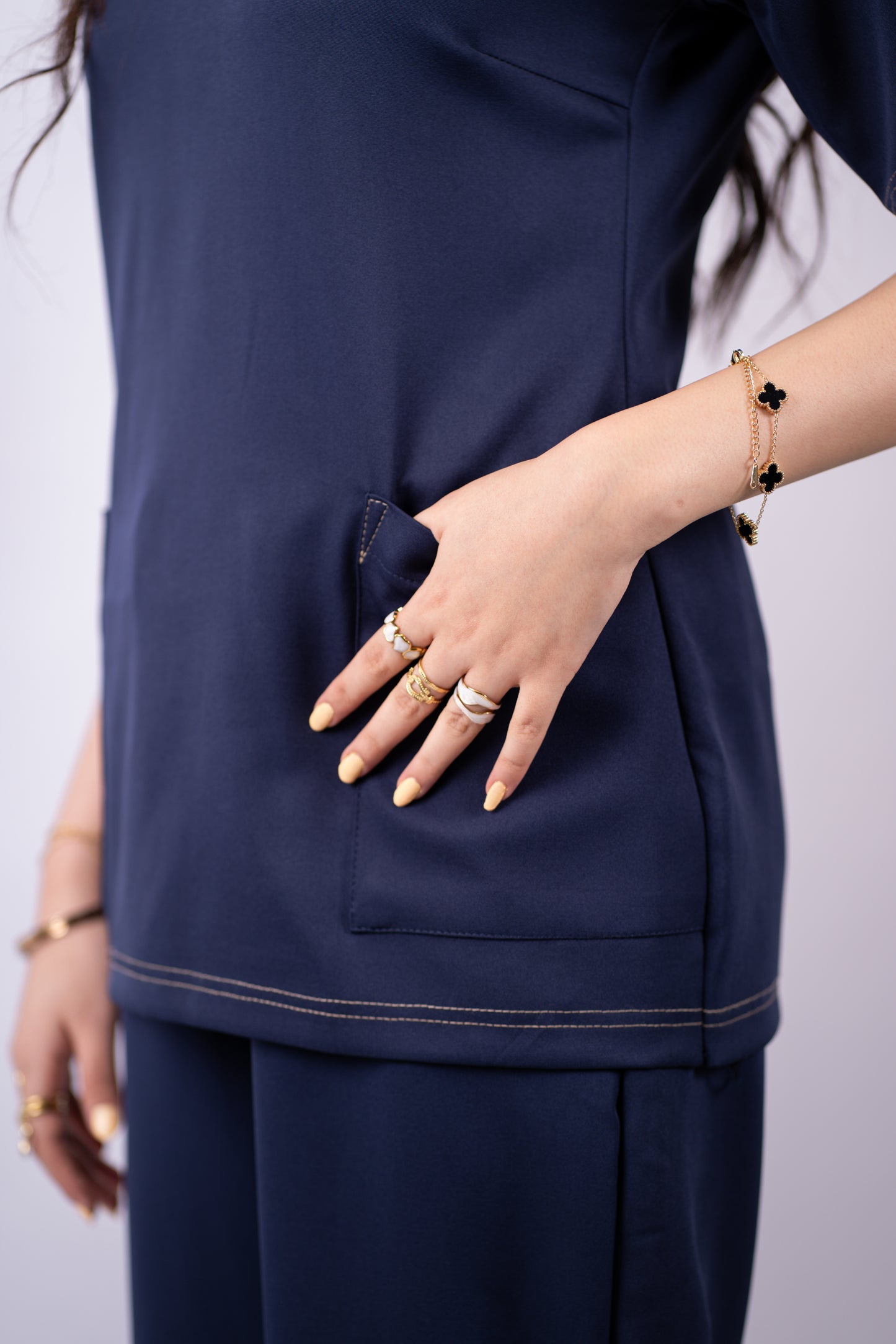 Navy Auria